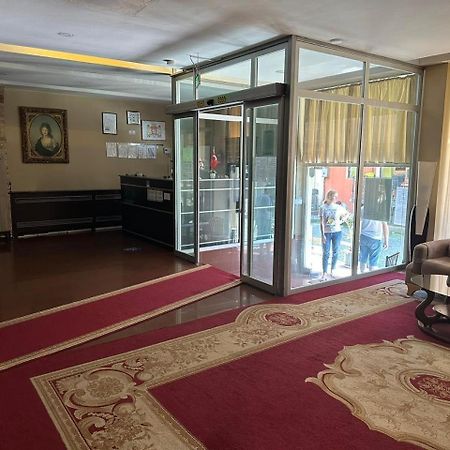 G Bakuri Hotel Batumi Eksteriør billede