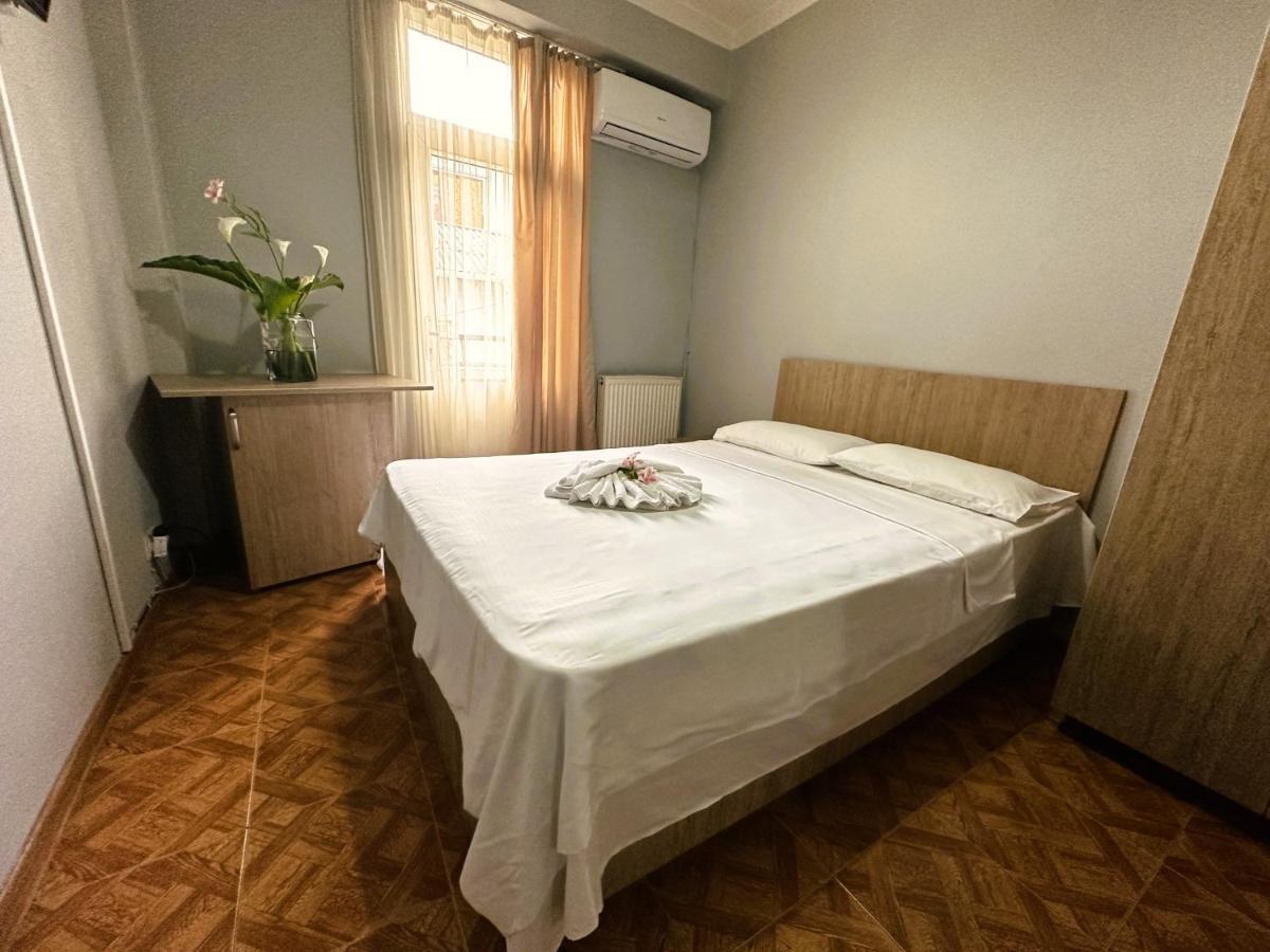 G Bakuri Hotel Batumi Eksteriør billede